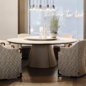 Floria Table
