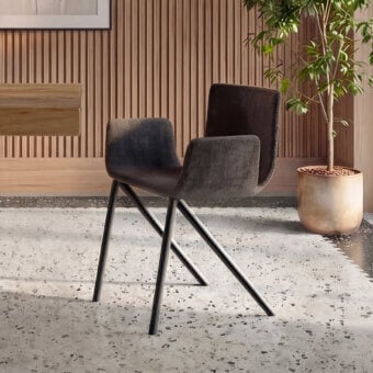 Mezz’aria Chair with Armrests