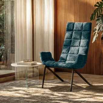 Mezz’aria Lounge Chair with Armrests