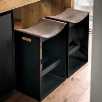 Barney Stool