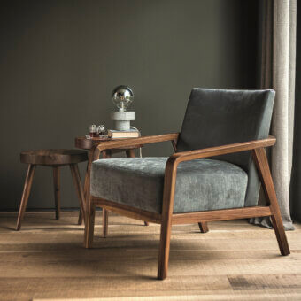 Noblé Lounge Chair