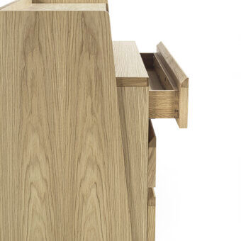 Urca Dresser