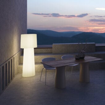 Ruffle Floor Lamp