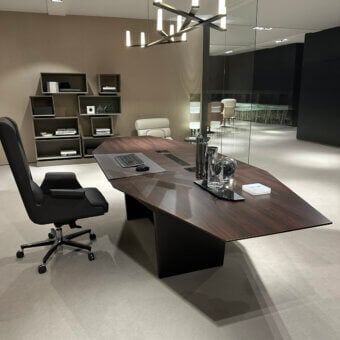 Eidos Desk