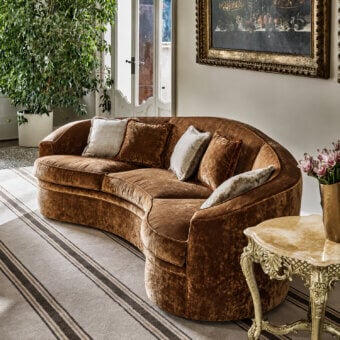 4010 Sofa