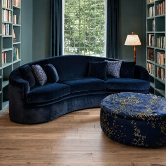 4011 Sofa