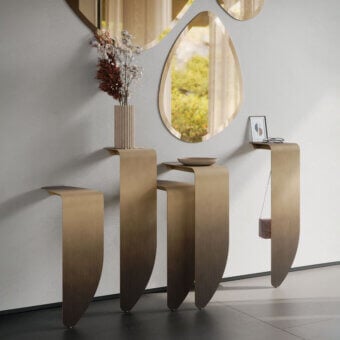 Peninsula Console