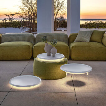 Gió Coffee Table