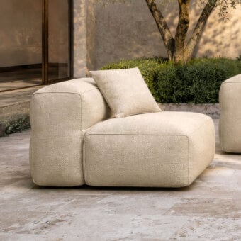 Elegant Gart Mediterraneo lounge chair off-white outdoor fabric resists UV rays and water, rounded modules for simplicity