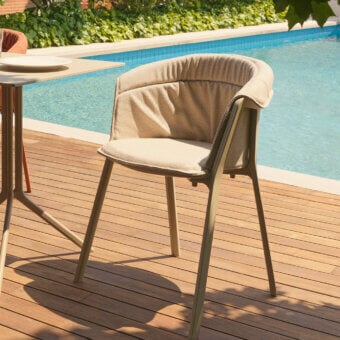 Compas Outdoor Armchair