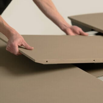 Pala Round Extendable Table