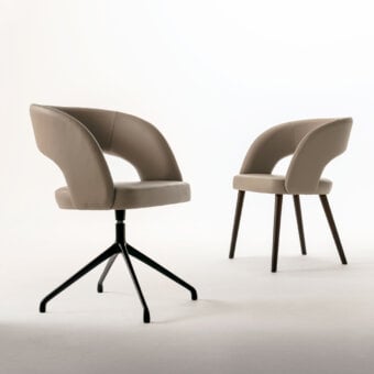 LV 102 Armchair
