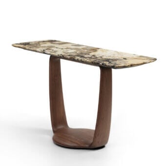 Saddle Console