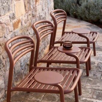 Cane-Line Bliss Lounge Chair with Side Table