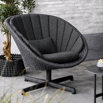 Cane-Line Peacock Swiveling Lounge Chair