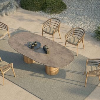 Royal Botania Regaliz Table - Round Base
