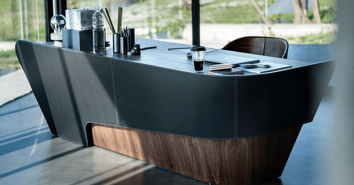 Klip Desk by Riva 1920