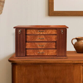 Agresti Ali con le Gioie Jewelry Chest