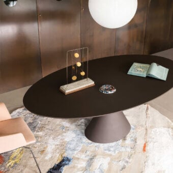 Desalto Clay Oval Table
