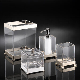 Selezioni Domus Liscio Bathroom Item Set A