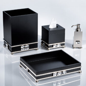 Elegant Selezioni Domus Diamante bathroom set with matte black surfaces and polished metallic framing in faceted crystals