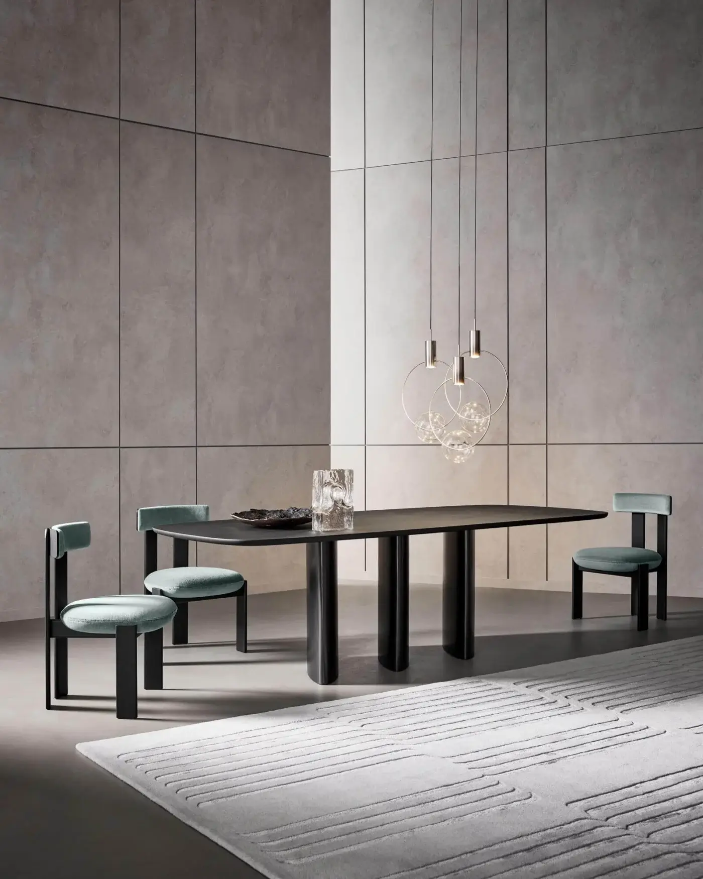 Distinguished Bonaldo Tangeri rug in light gray crafted with wool and Tencel exhibiting a subtle linear three-dimensional effect