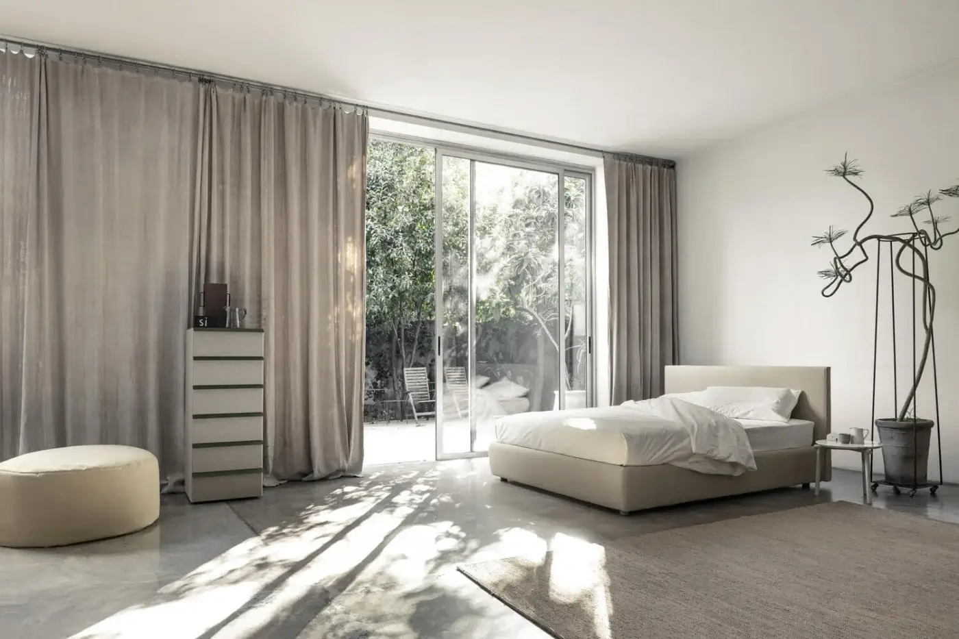 Exceptional Bolzan Letti Metropolitan bed crafted in light beige textile with matte finish and firwood structure