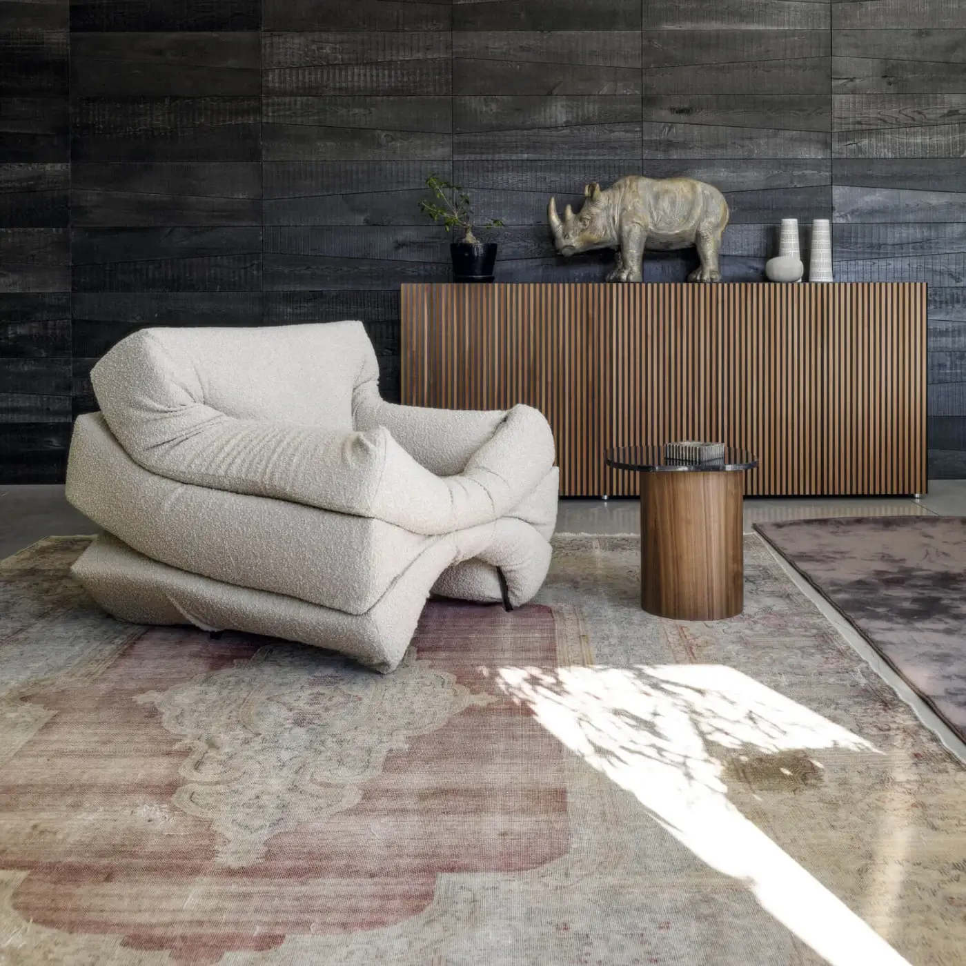 Superior Horm Marina coffee table with cylindrical walnut legs and a premium marble top crafted in Italy