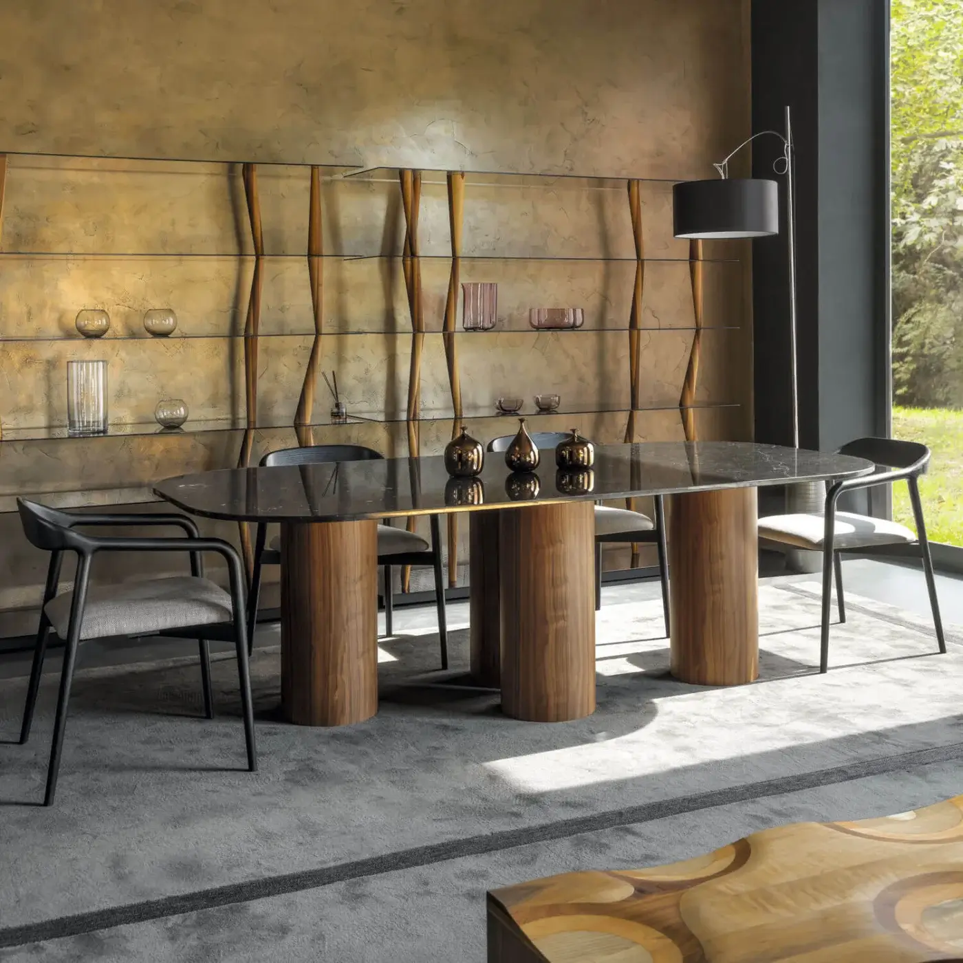 Exceptional Horm Marina table crafted with a premium marble top and walnut legs exhibiting visible grain