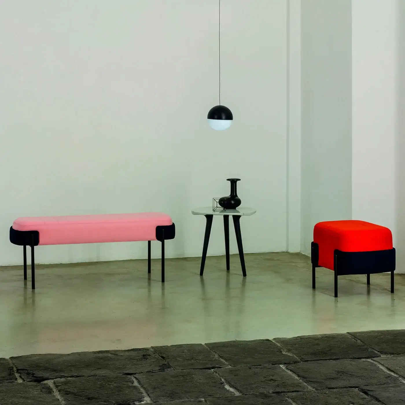 Superior Bross Ademar side & coffee table with a light tabletop and dark lacquered legs crafted in Italy