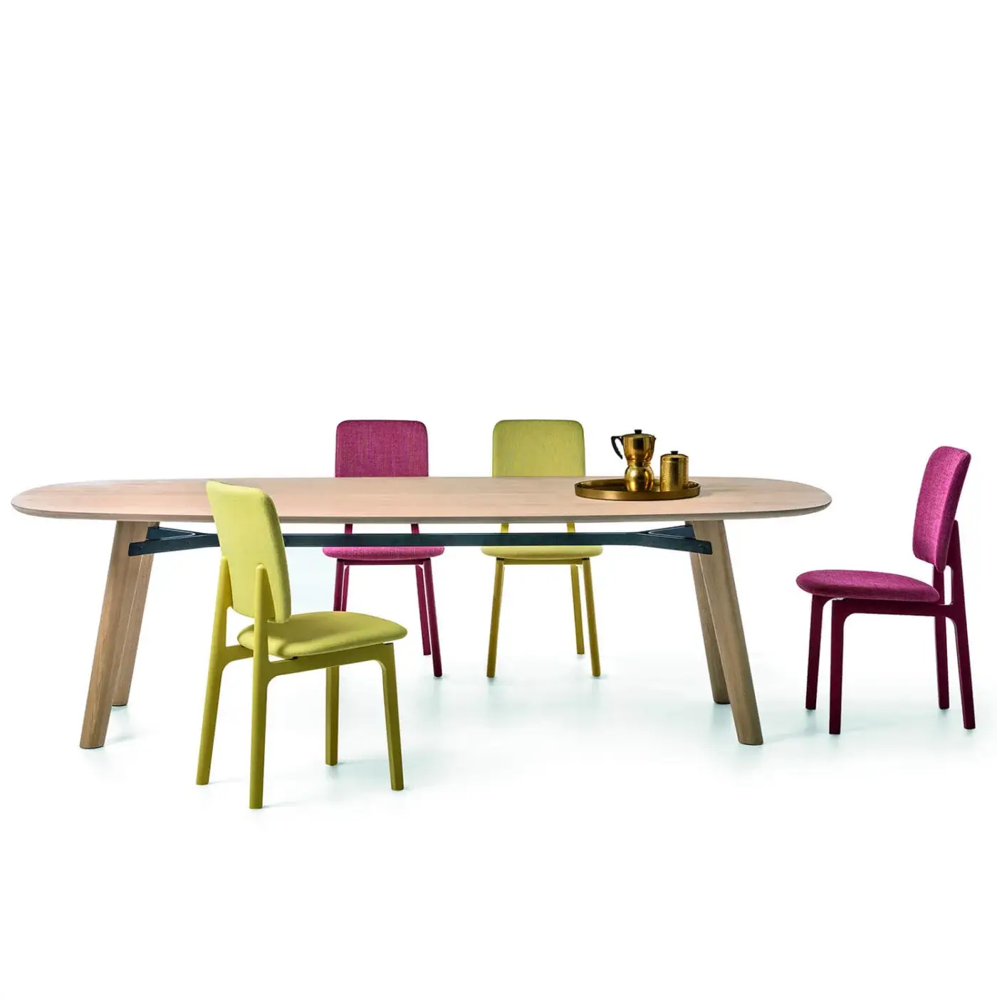 Exceptional Bross Beleos table crafted with light wood and sleek black metal brackets in a smooth matte finish