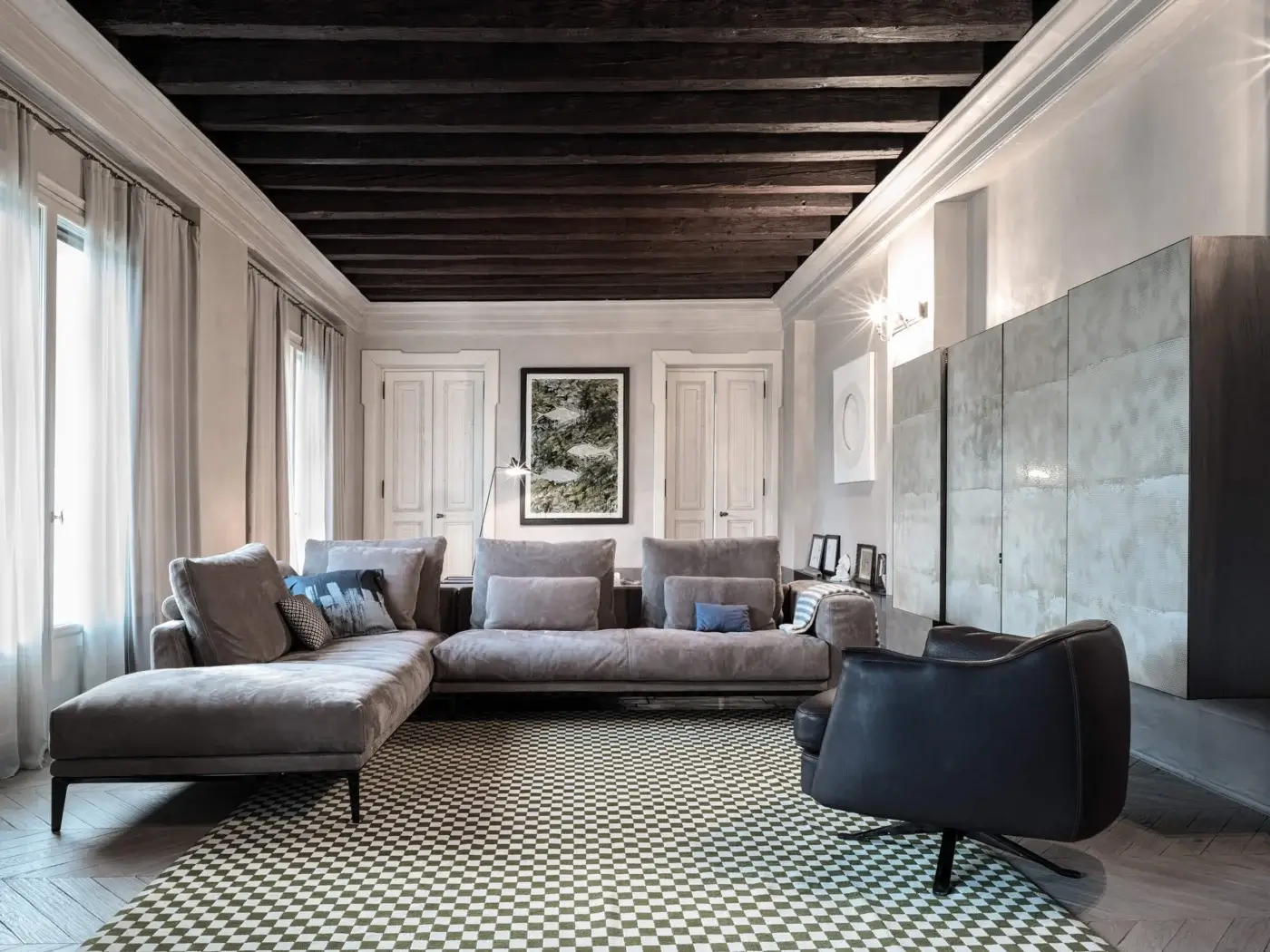 Superior Cierre1972 Ibiza sectional with medium gray textile upholstery and matte finish for relaxing comfort
