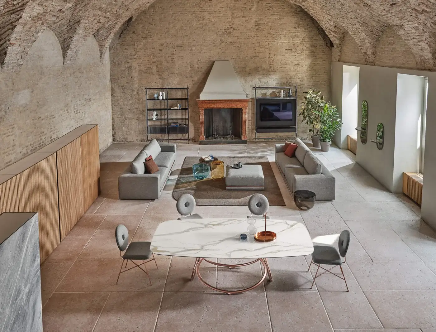 Distinguished Bontempi Louis Barrel table with ethereal oval base in copper-like finish and white marble-patterned tabletop crafted in Italy