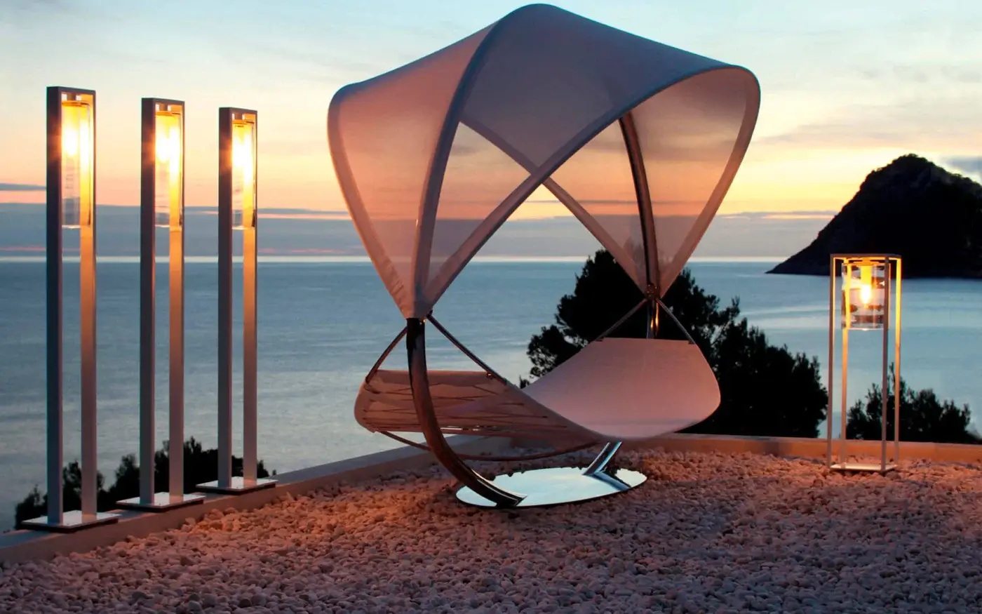 Superior Royal Botania Dome floor lamp with black powder coated aluminum and handmade clear glass construction