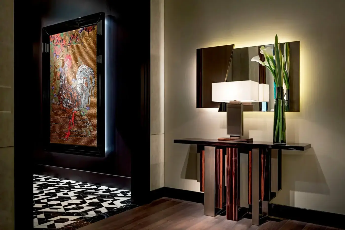 Superior Sicis Totem Mirror, a contemporary accent crafted with ebony wood and a refined liquid metal band with Vetrite glass