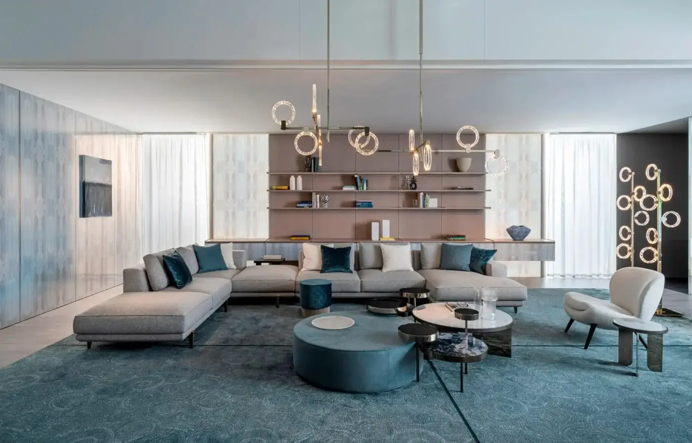 Lavish Sicis Polo suspension lamp crafted in metal with transparent methacrylate rings and reflective gold finish