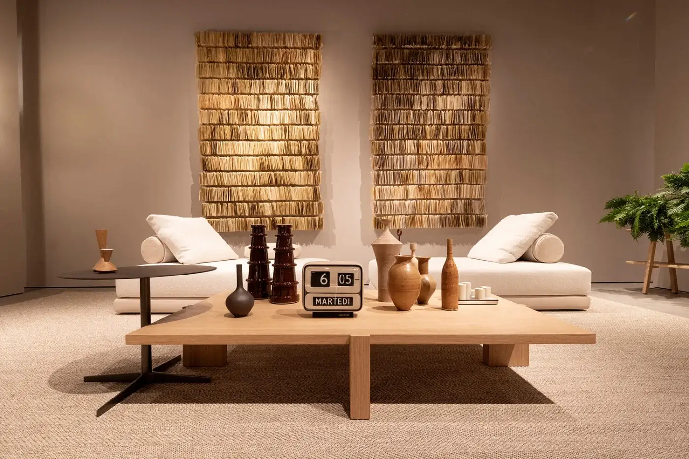 Exceptional Verzelloni Lands daybed crafted in light woven textile with satin-finish beech wood and recessed black lacquered feet