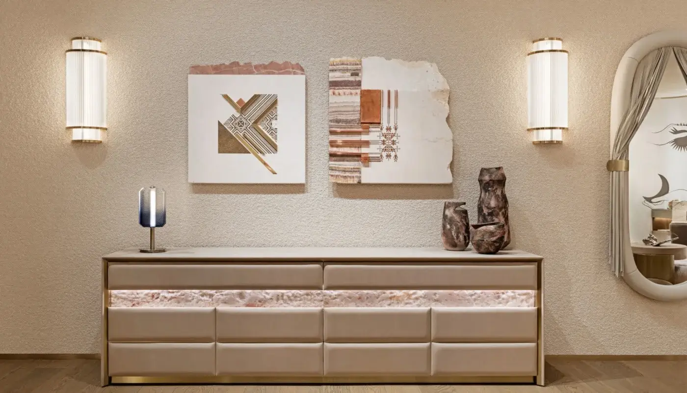 Exceptional Visionnaire Giano Wall Applique, a sculptural lamp built with satin steel and PVD gold, emitting warm diffused light with borosilicate glass rods