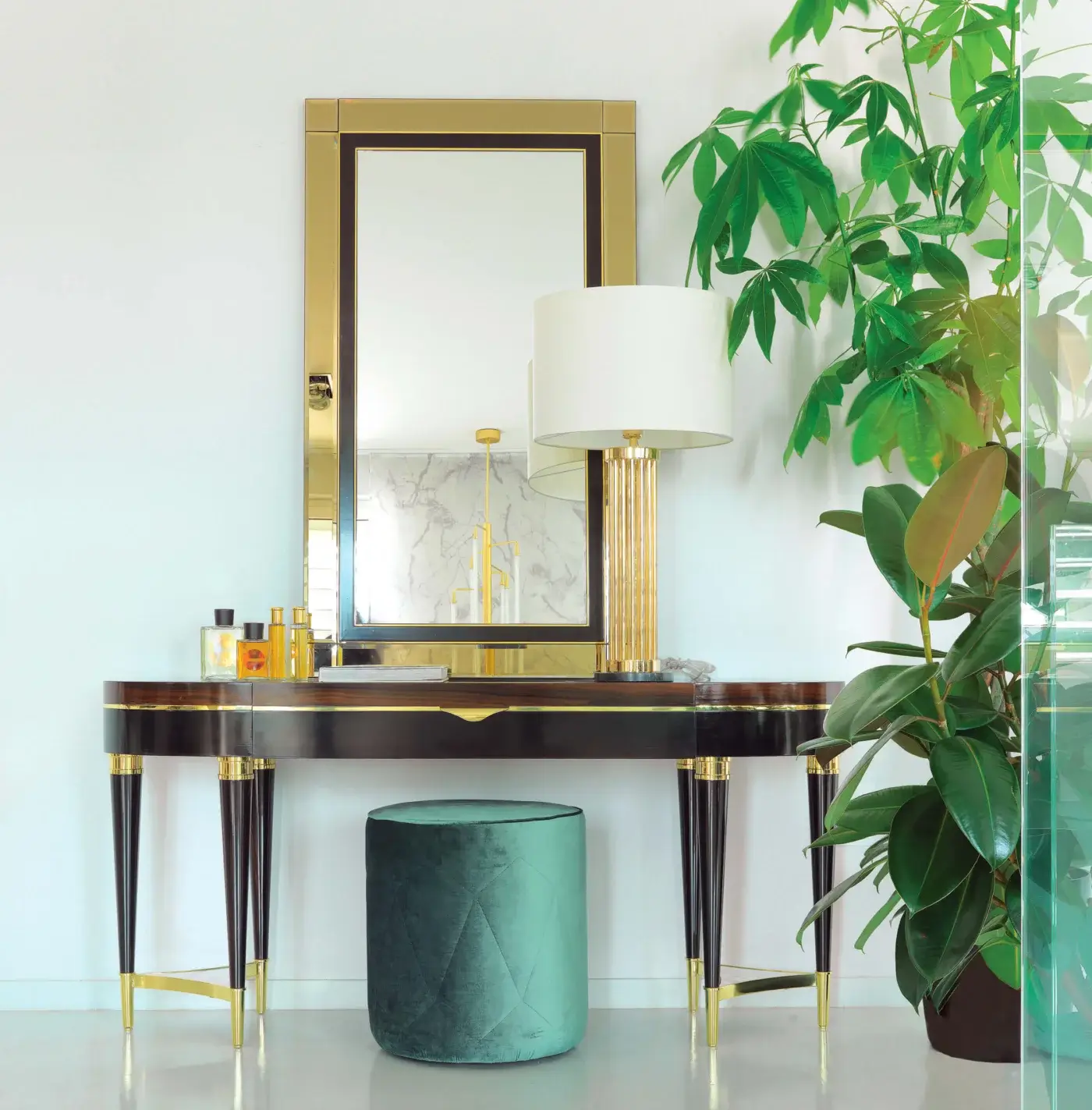 Exclusive Zanaboni A/300-MR mirror with geometric design in polished gold metal and dark contrasting glass