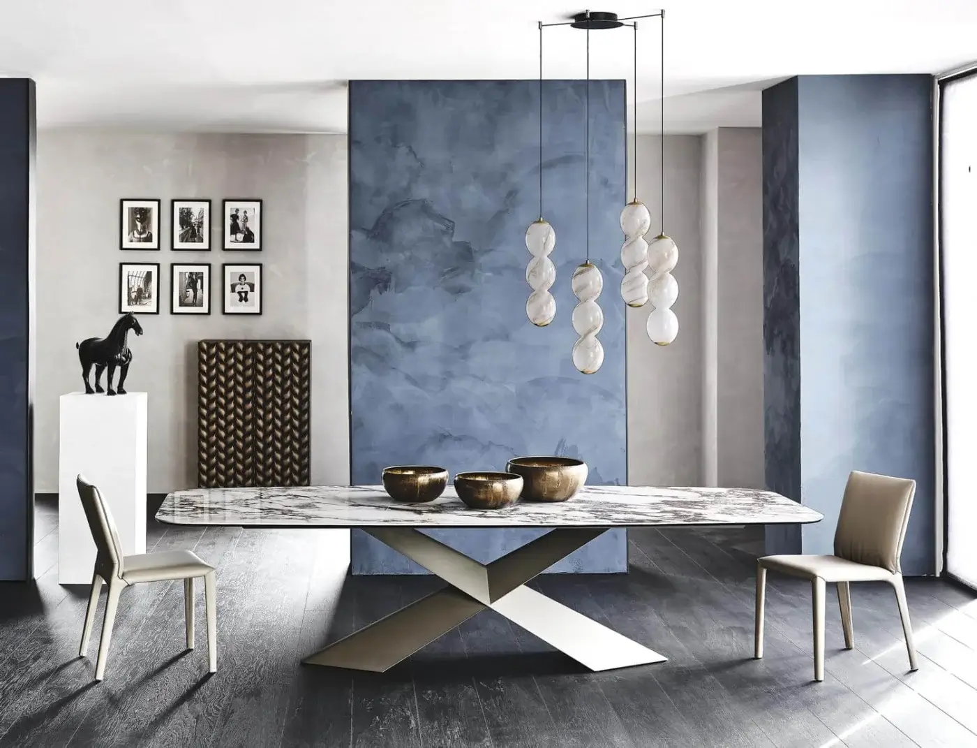 Superior Cattelan Italia Tyron table with marmi ceramic alabastro and graphite embossed lacquered steel base