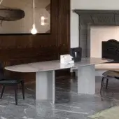Wings Table