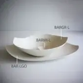 White ceramic asymmetrical bowls, labeled BARGR-L, BARMI-L, and BAR-LGO, arranged by size against a gray backdrop.