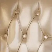 Ivory leather with capitonné buttons