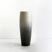 Superior Rina Menardi Vasi Ovali vase crafted in Italy with a gradient from light to dark gray and satin finish