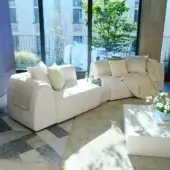 Selleria Sectional