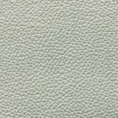 Presotto leather texture, off-white "bianco giglio 1100", pebble-grain pattern with matte finish and subtle sheen, dense uniform grain.