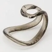 Vistosi Gioga CRFU glass ring, translucent gray, features interconnected looped crescent shape with twisted detail.