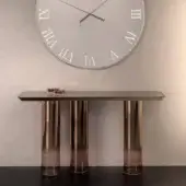 Distinguished Reflex Signore degli Anelli console with glass tabletop and shaded sputtering borosilicate glass legs