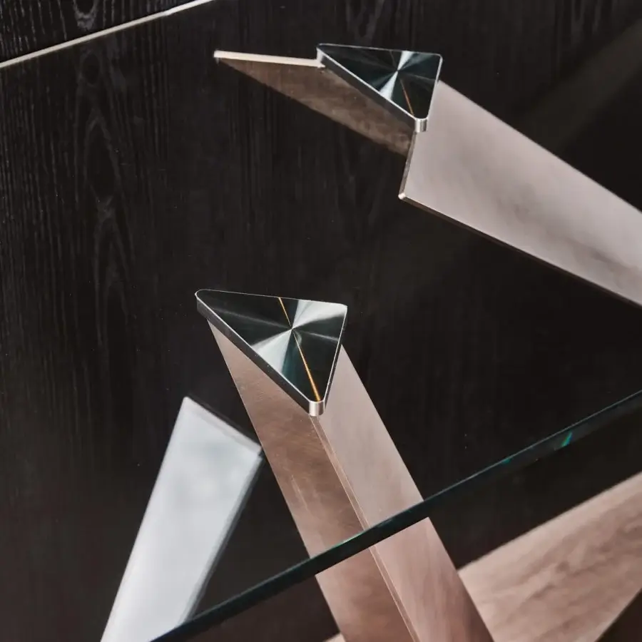 Superior Cattelan Italia Westin console with graphite embossed lacquered steel base and clear glass top