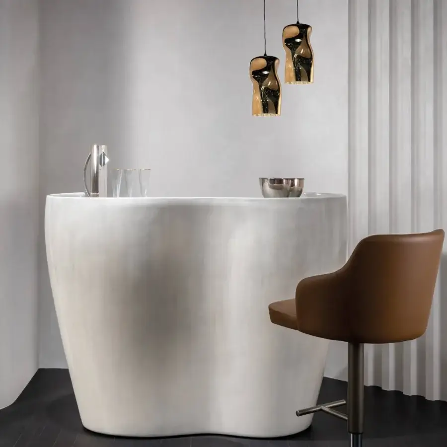 Superior Reflex Dandolo suspension lamp crafted in glossy golden Murano glass with a black canopy and integrated LED system
